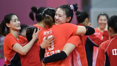 半场战报：多特2-0斯图加特，埃姆雷-詹点射，拜尔破门